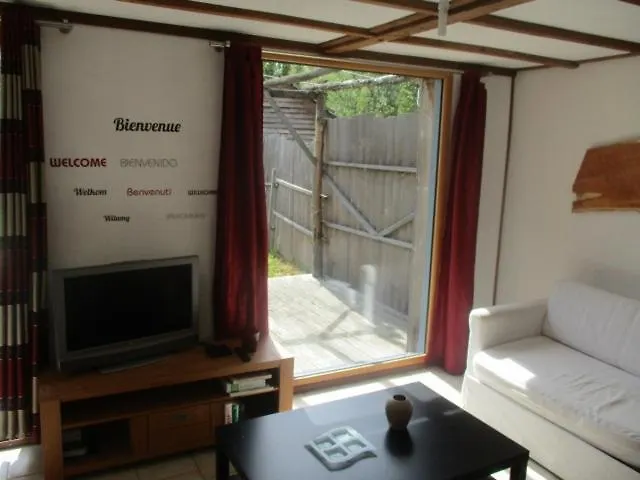 Les Tonnelles Apartment Le Roc-Saint-Andre 0*,